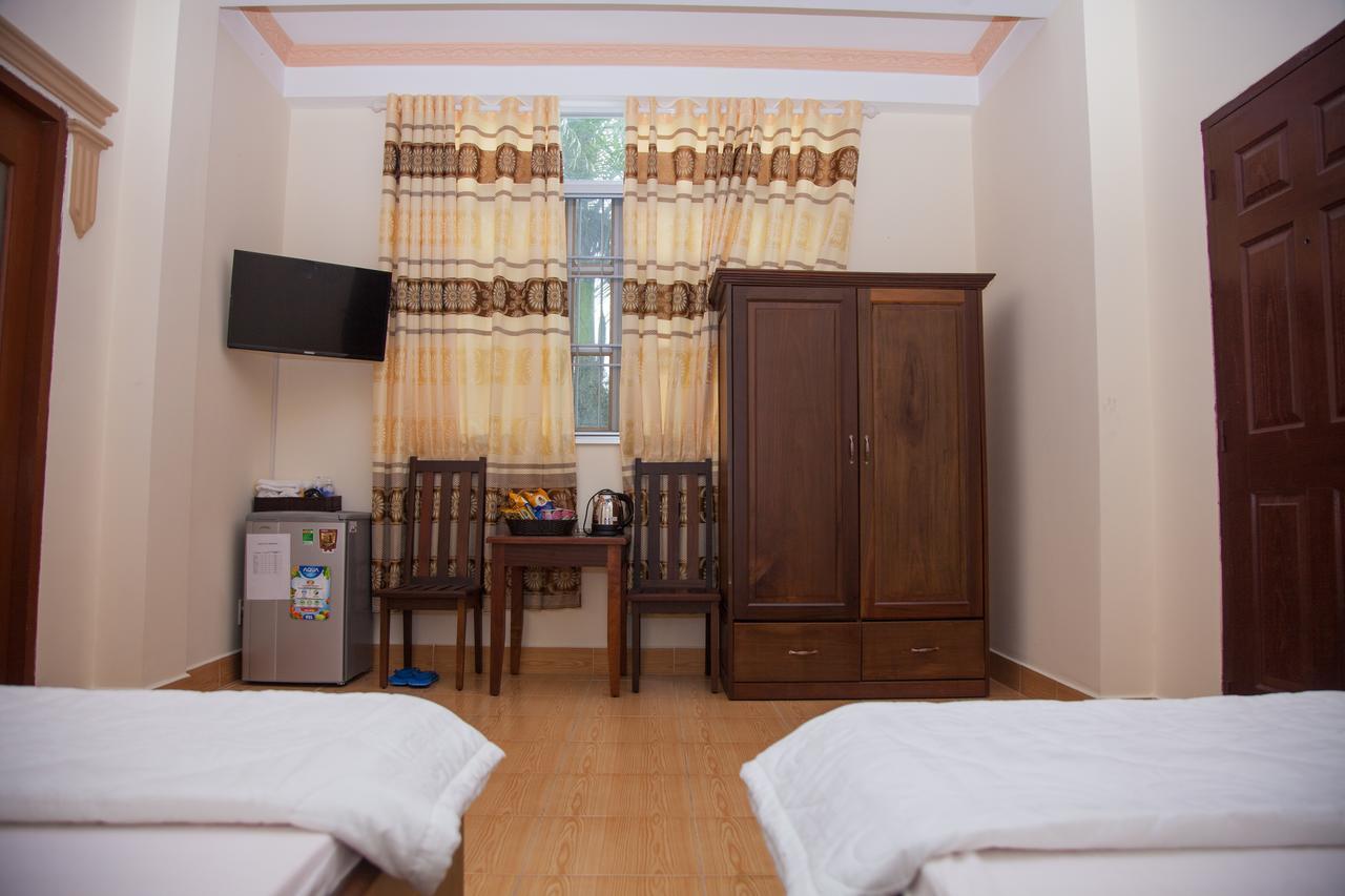 Dream Palace Hotel Хошимин Екстериор снимка